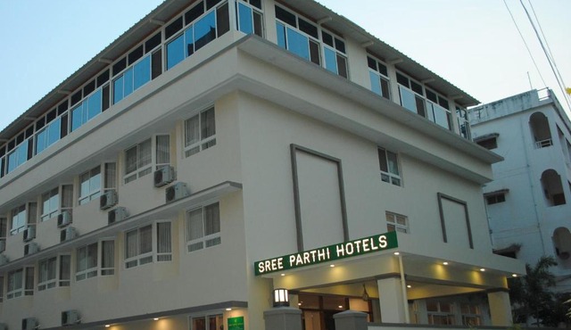 Sreeparthi Hotel