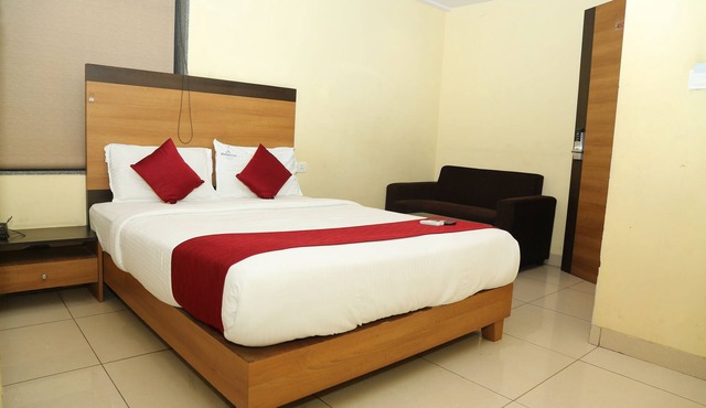 Sri Brundavan Grand Inn