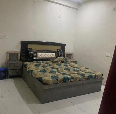 STAR HOTEL