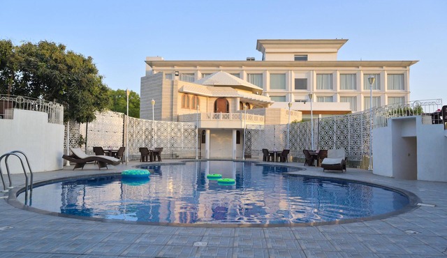Stardom Resort