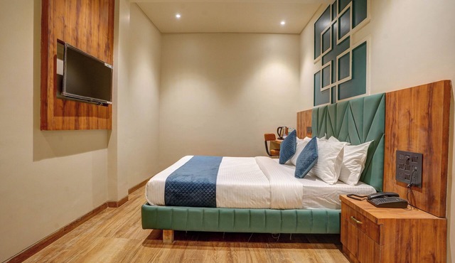 Starville Hotel