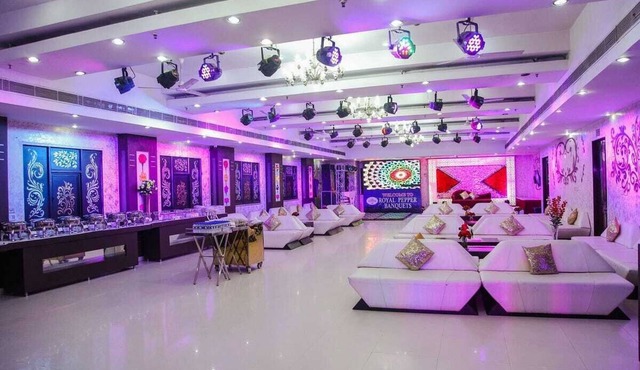 Stay Close to the Action at Palki Hall – Family-Friendly Comfort!