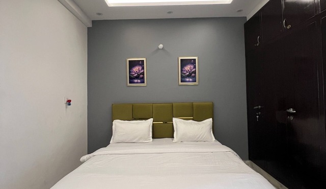 Stay smart at Book N Go HomeStay – Cozy vibes, great location & homely comfort