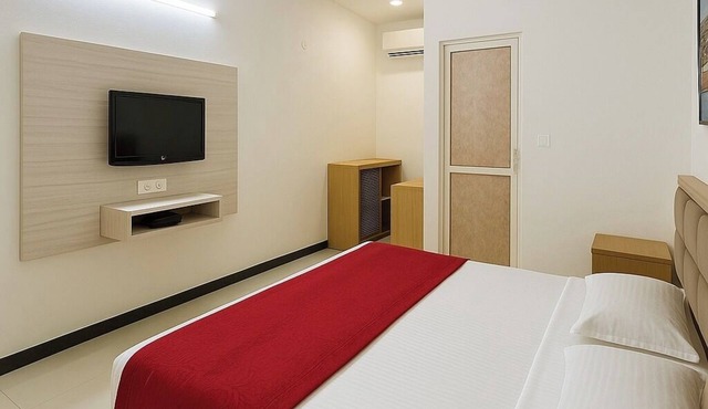 StayGuru Usha Residency