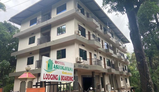 STAYMAKER Hotel Ashokavana