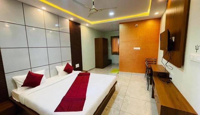 STAYMAKER Yashaswini Residency