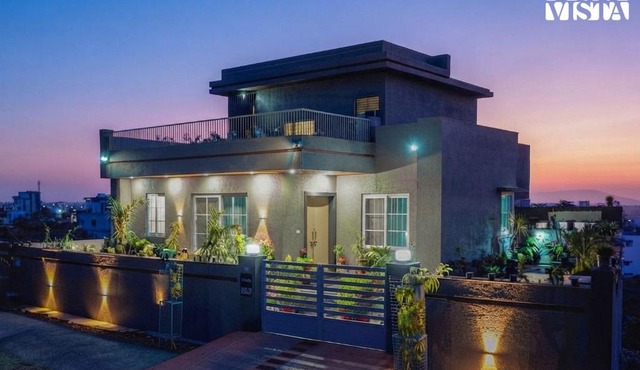 StayVista at Grey Sky 3 BHK villa with Pool, Balcony, and Scenic View at Udaipur