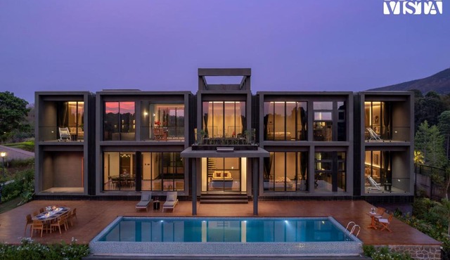 StayVista at Horizon Block with Infinity Pool, Lawn