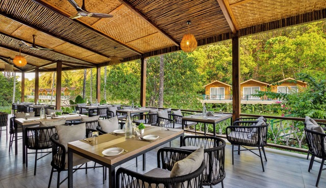 Stone Wood Jungle Resort