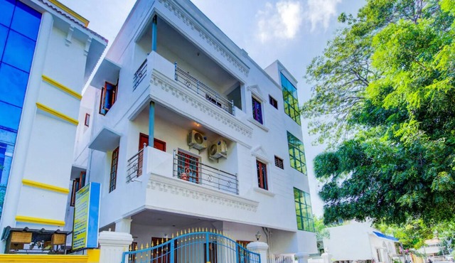 Straightforward Classic Rooms in Pondicherry