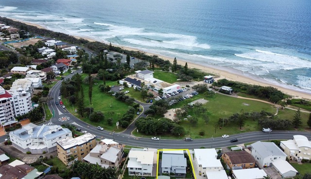 Stunning, Beachfront Dream Home - ZA3 in Sunshine Coast