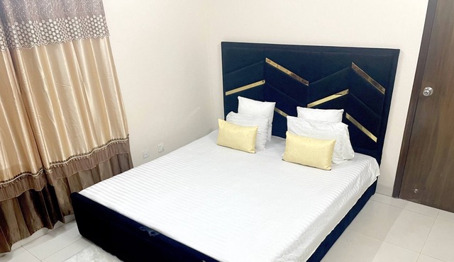 Stylish Private Room In the Heart of Dhanmondi in Dhaka