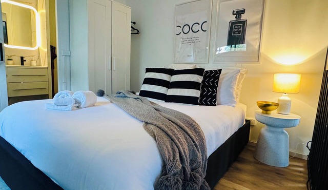 Stylish tiny home in Melton west in Melton West