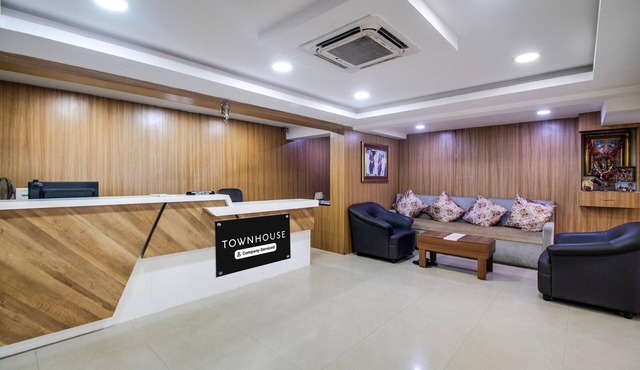 Suite Gajuwaka Near CMR Mall