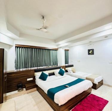 Sun hotel nehrunagar
