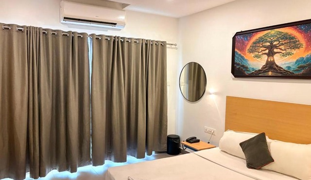 Sun Stayz Inn - Anna Nagar
