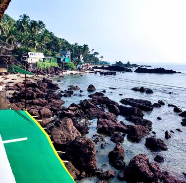 SUNNY CLIFF BEACH Stay