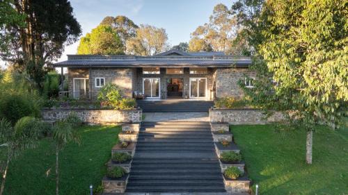 Sunnyside by LuxUnlock Private Villas