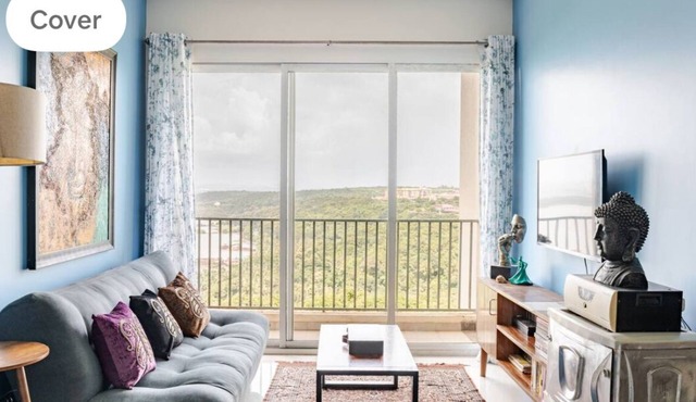 Sunrise Riverfront Stay with Private Viewpoint