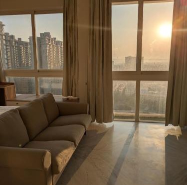 Sunrise View Leela luxury studio with Sauna