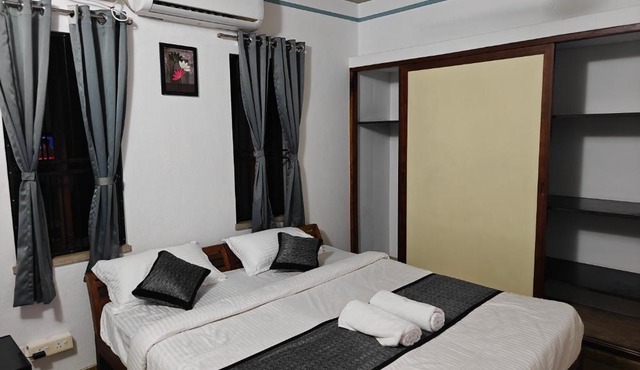 Sunsea Palacio Residency