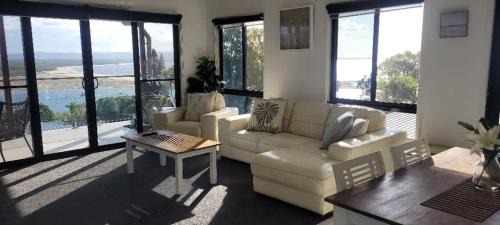 Sunset Beach House 1770 Level 3 in Seventeen Seventy