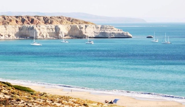 SUNSET CLIFFS luxury stay at Maslin Beach in Maslin Beach