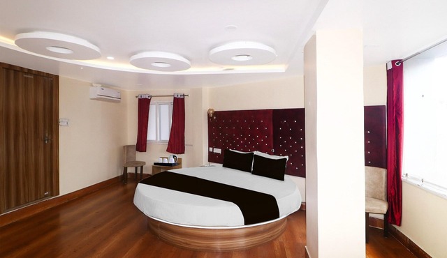Super Deluxe Room Hotel Rise And Dine