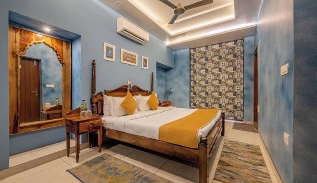 Super Deluxe Room