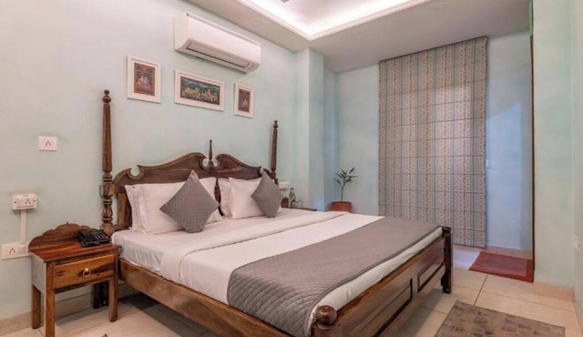 Super Deluxe Room
