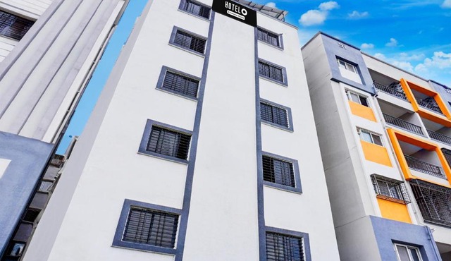 Super Hotel O Manjari Road