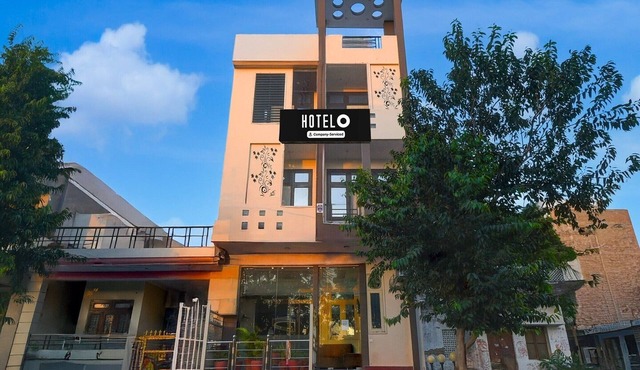 Super Hotel O Sector 16 Jaipur