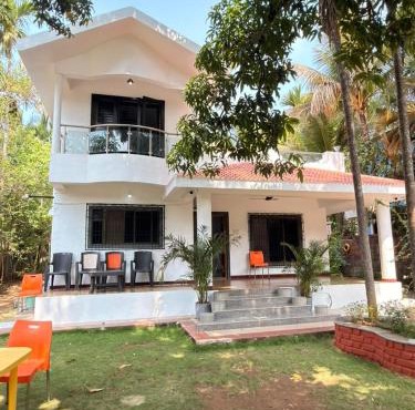 Suposh Holidays