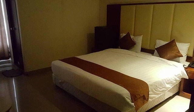SURAJ HOTEL