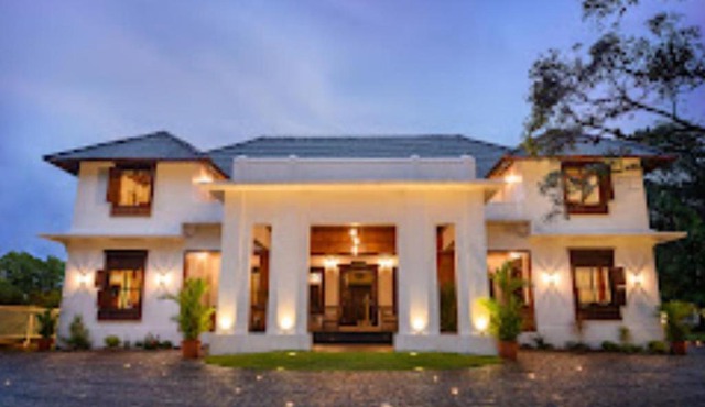 Surya Heritage Hotel kerala