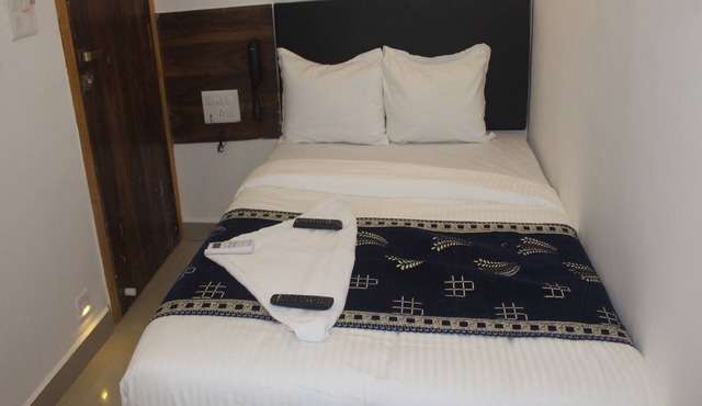 Tanvi Guest House
