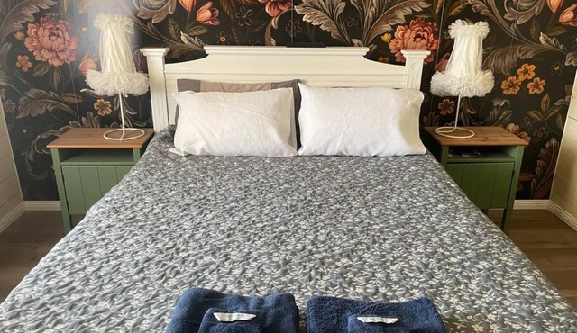 Taree CBD Cottage Unit 2 in Taree
