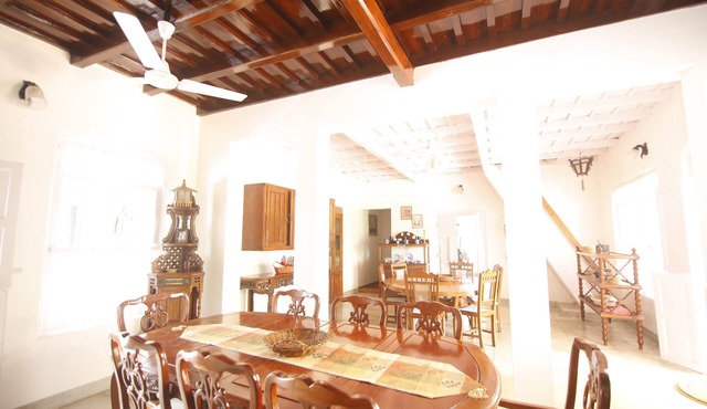 Teak Grove Country House