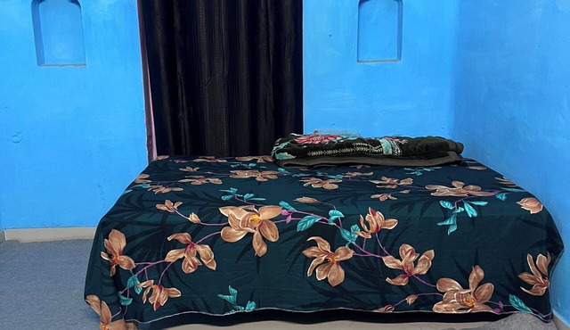 Terrific bungalow walking distance from Kumbh Mela and Ghats Family friendly in Prayagraj