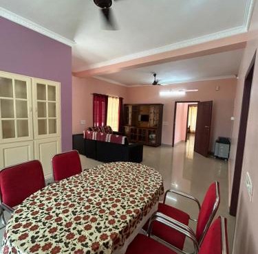Texas 5 BHK Villa for 20 pax Near Trivandrum airport ENJAKAL