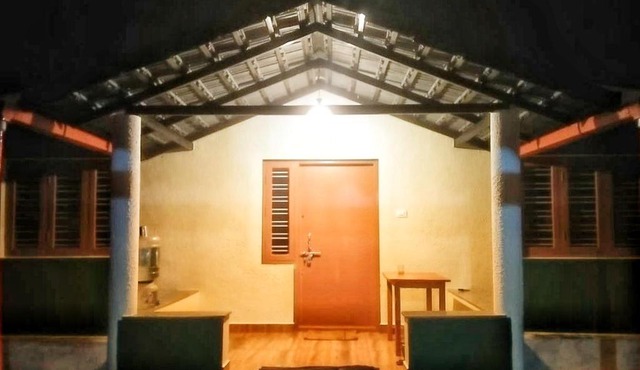 THAMANE HOMESTAY