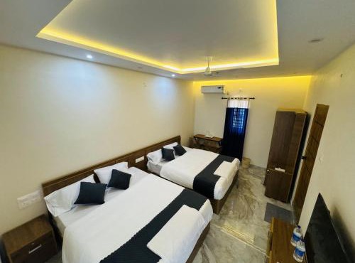 Thamarassery INN luxury and budget Rooms