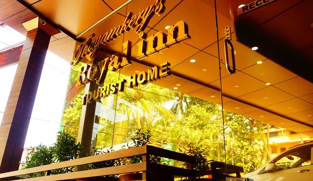 Thayamkery's Royal inn