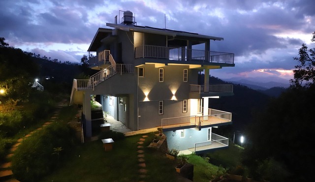 The Blissful Trails 3BR Home 1 in Satkhol by Homeyhuts
