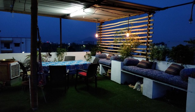 The Blue House Ground Apartment W/Rooftop Garden