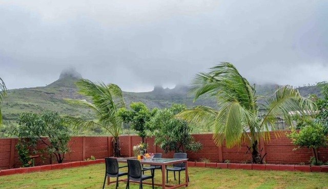 The Brick mansion Nashik|Luxurious Villa in Nashik