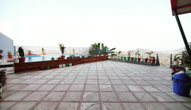 The Country Kallos ( A luxury Villa)