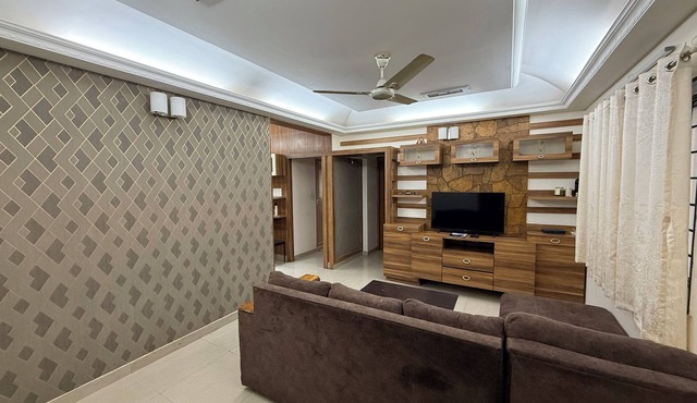 The Cozy Nest 2-bedroom Apartment in welcoming Bengaluru with WiFi, AC