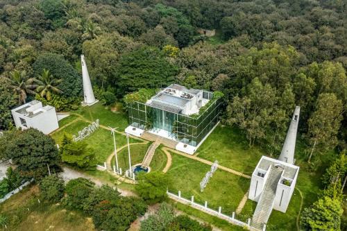 The Crystal Hall 5BHK Luxury Spacez Villa with Garden