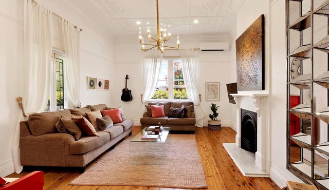 'The Devonshire'luxury cottage in central Scone in Scone